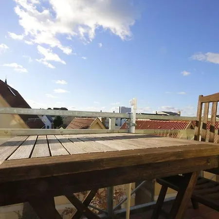 On The Old River Modern Retreat Дом отдыха Росток