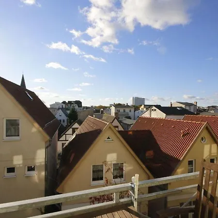 On The Old River Modern Retreat *