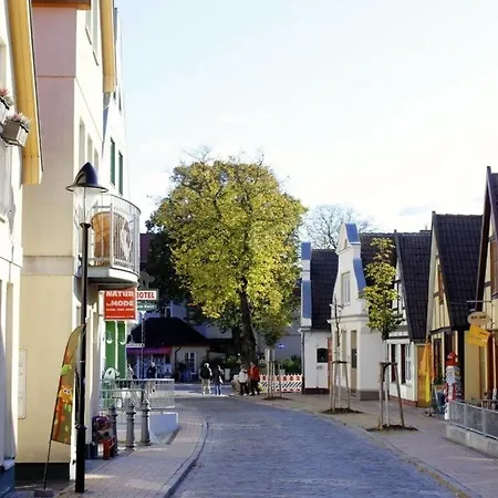 On The Old River Modern Retreat