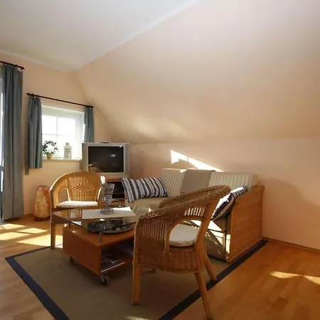 On The Old River Modern Retreat 펜션 *