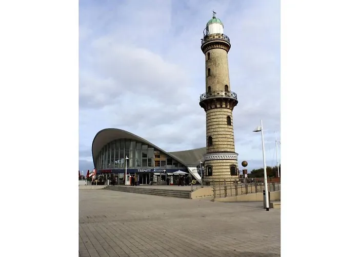 On The Old River Modern Retreat * ロストック