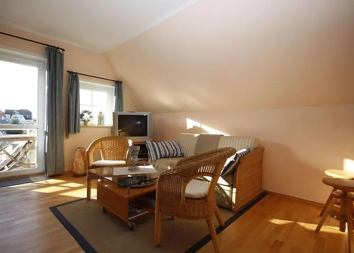 On The Old River Modern Retreat 別荘 *